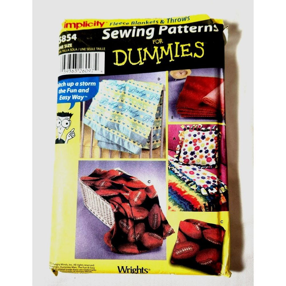 Simplicity Craft Pattern 5854 by SEWING FOR DUMMIES - Fleece Pillow, Fleece Pill
